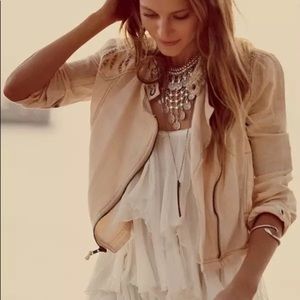 💕Sale💕Vintage Tibetan coin necklace